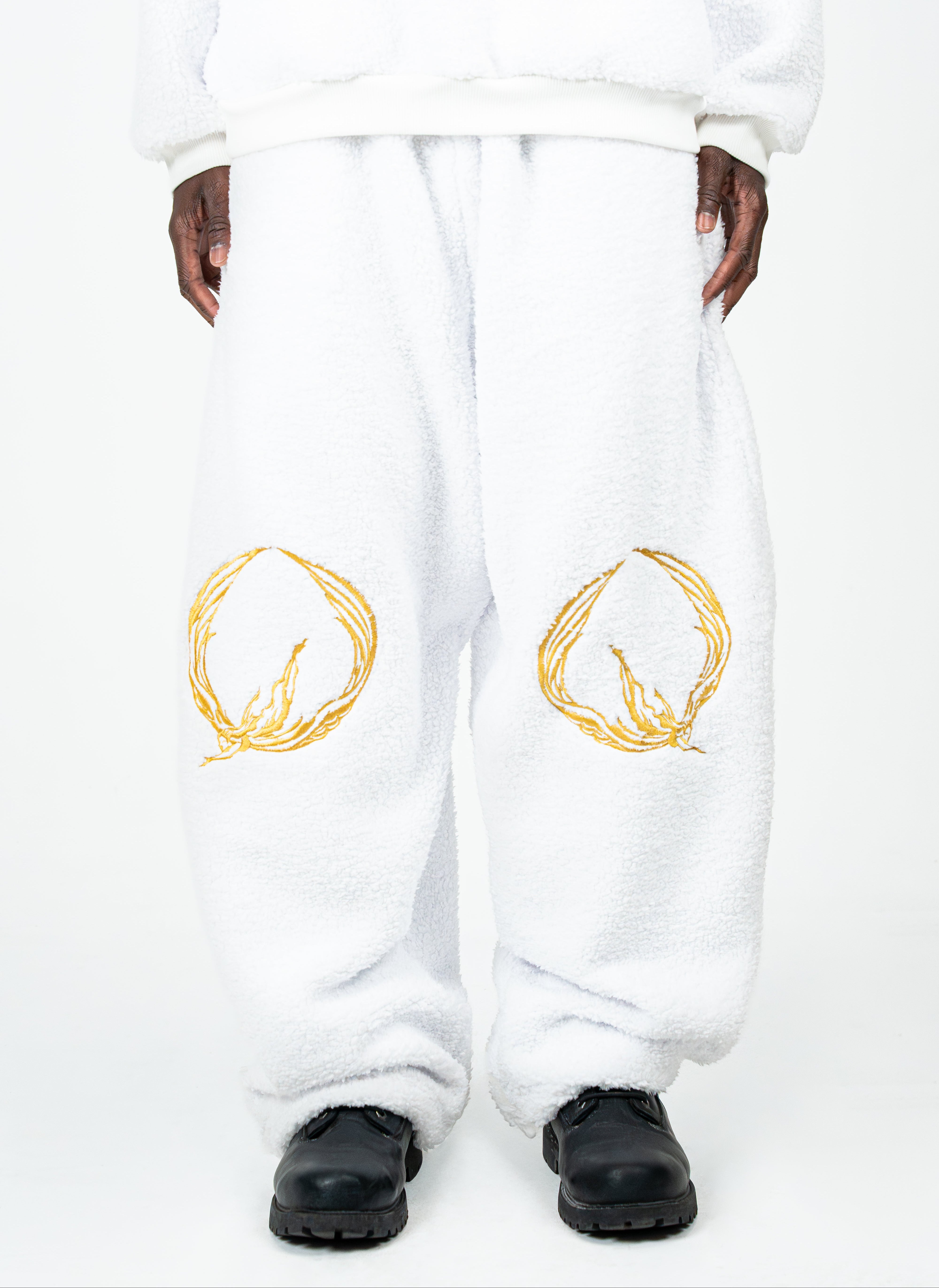 WHITE SHERPA SWEATPANTS